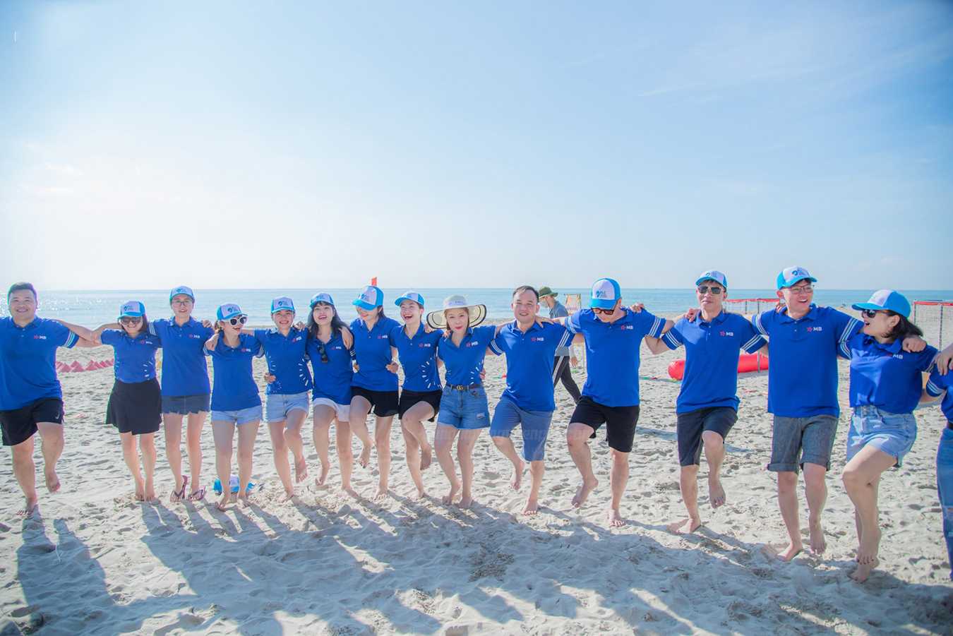 Áo polo team building