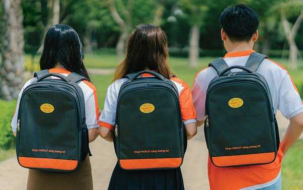 Xưởng may balo đồng phục Nguyên Phi