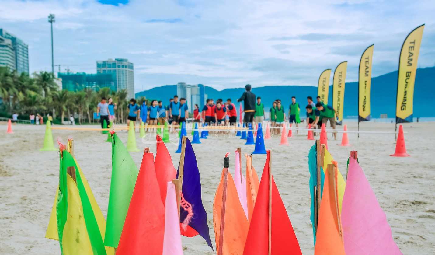 Team building là hoạt động được tổ chức nhằm gắn kết các thành viên trong một tập thể.