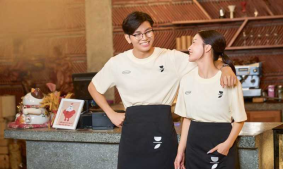 Vì sao đồng phục tối giản ngày càng được ưa chuộng